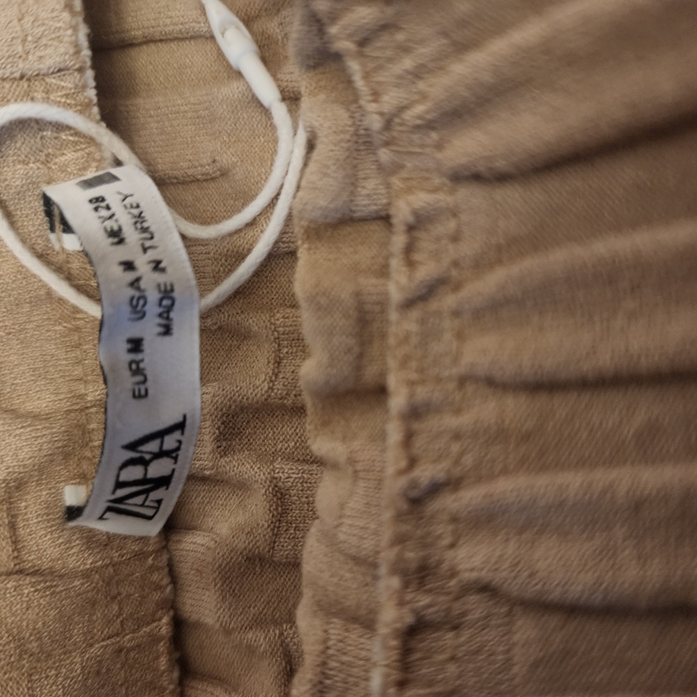 Skirt - Picture 2 of 4